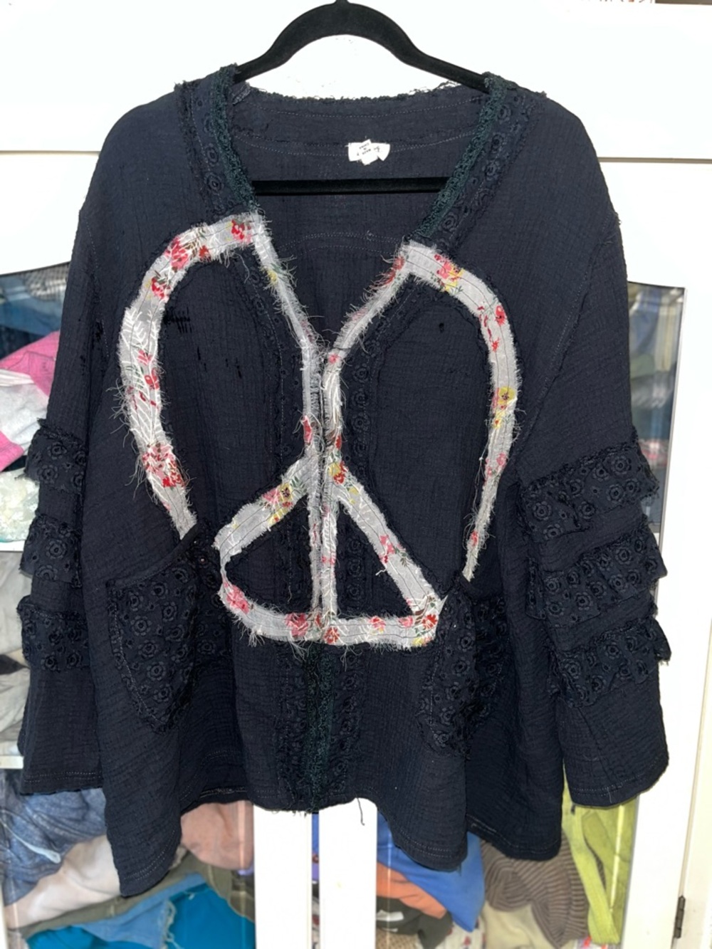 ☮️ gorgeous POL size Small mixed--media embellished ☮️ boutique, brand cardigan - Picture 2 of 9